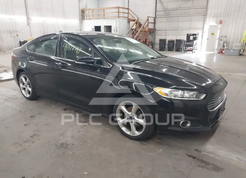 2016 Ford FUSION photo