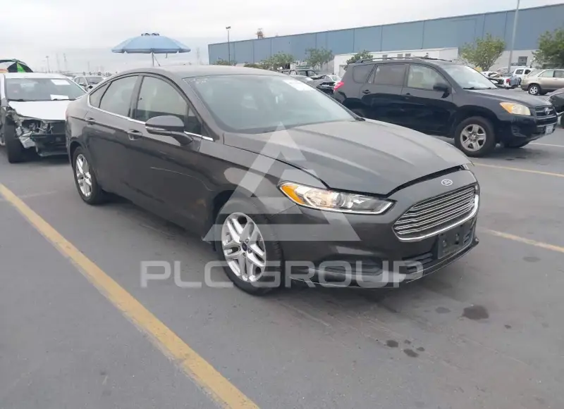 2016 Ford FUSION photo