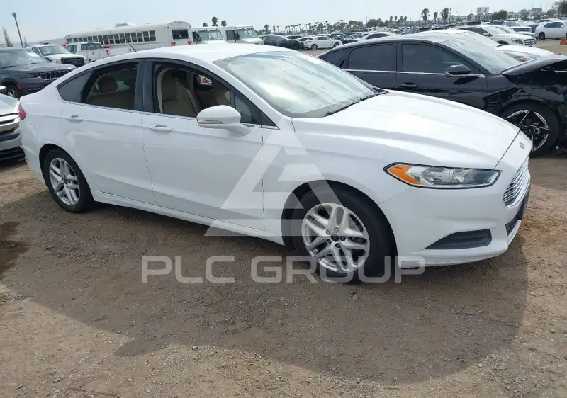 2016 Ford FUSION фото