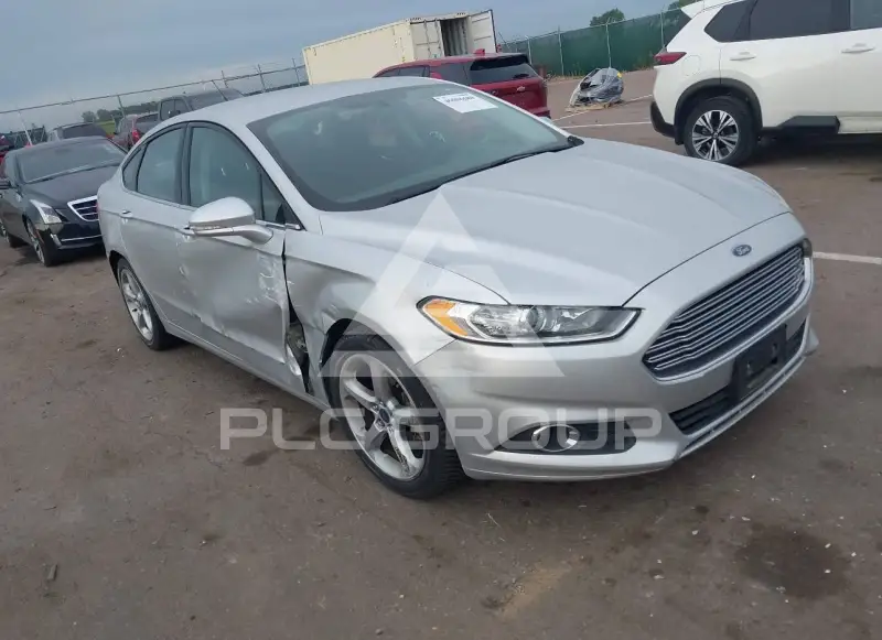 2016 Ford FUSION photo