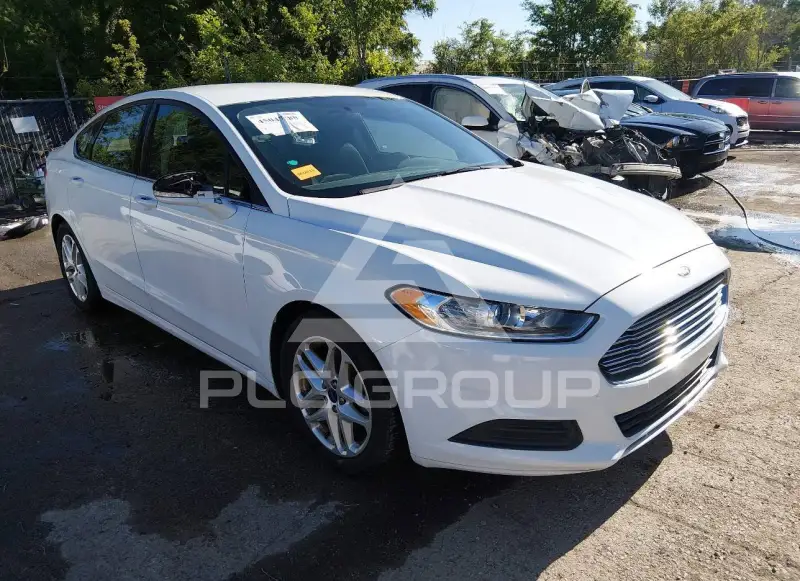 2016 Ford FUSION фото