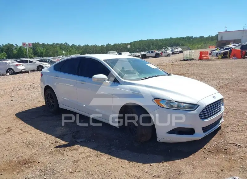 2016 Ford FUSION фото