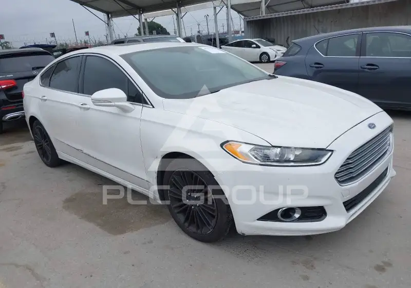 2016 Ford FUSION фото
