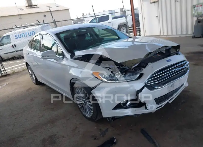 2016 Ford FUSION photo