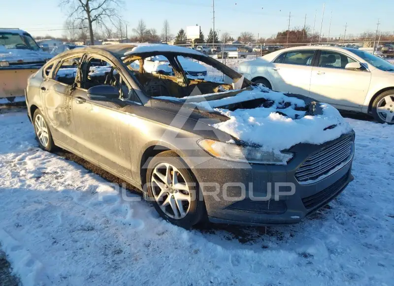 2016 Ford FUSION фото
