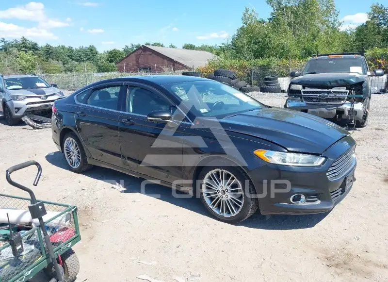 2016 Ford FUSION photo