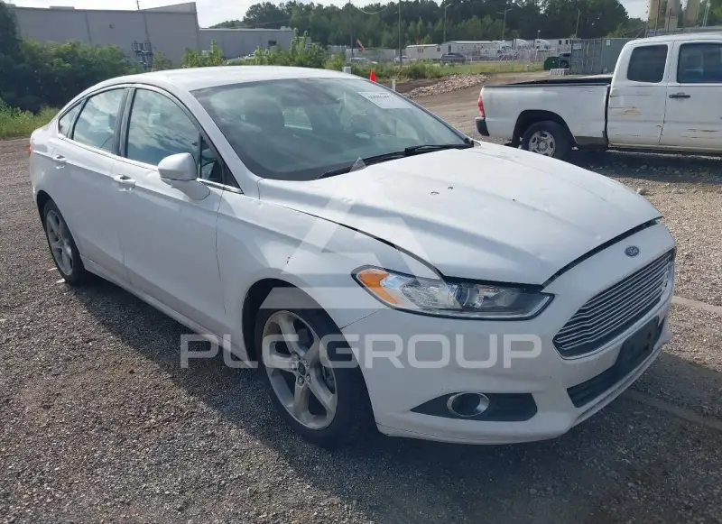 2016 Ford FUSION photo