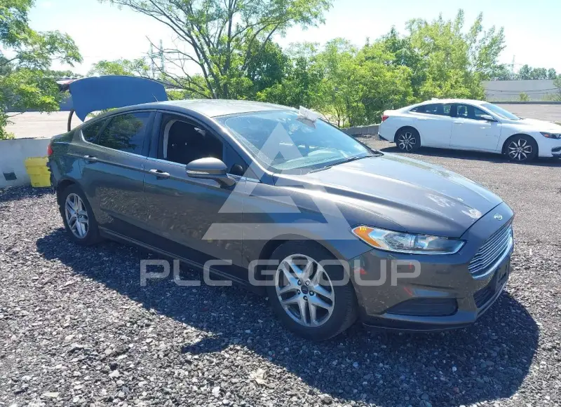 2016 Ford FUSION photo