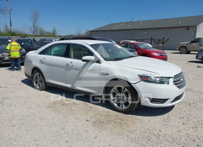 2016 Ford TAURUS фото