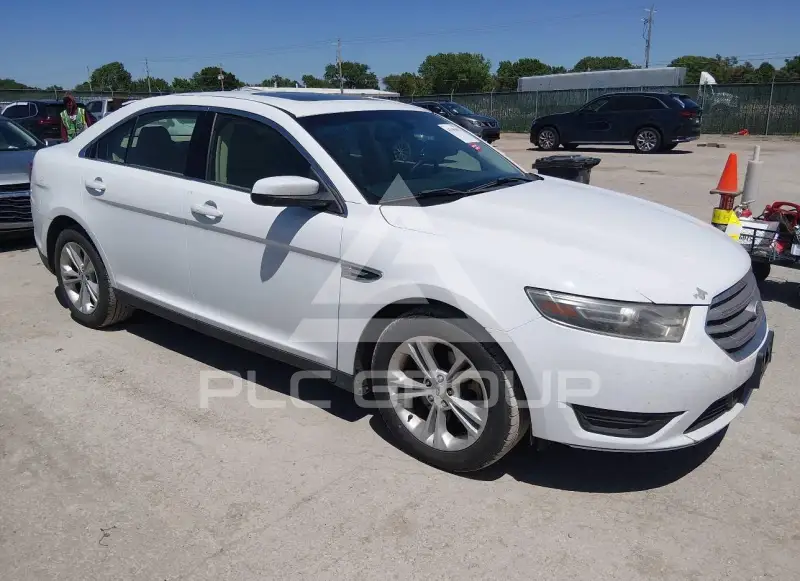 2016 Ford TAURUS photo