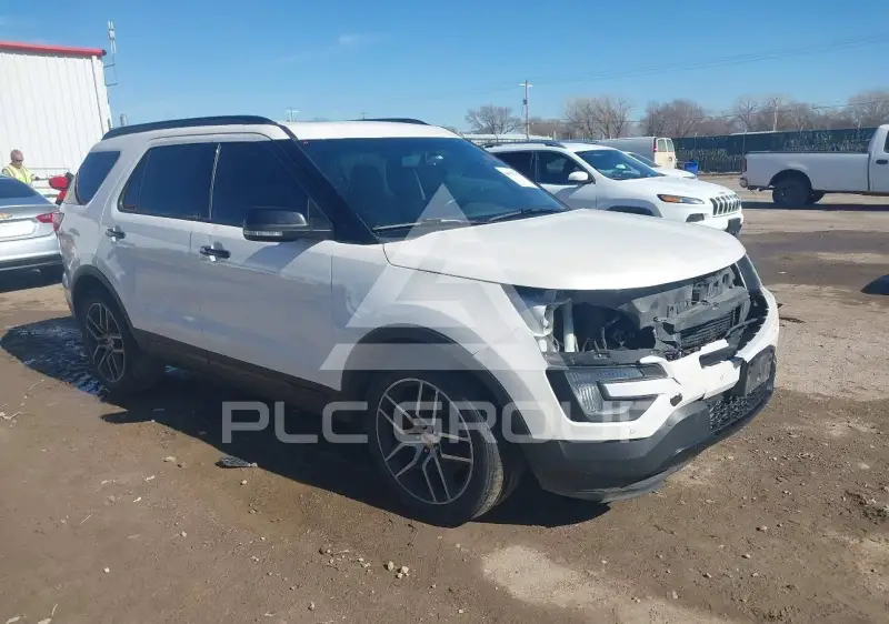 2016 Ford EXPLORER photo