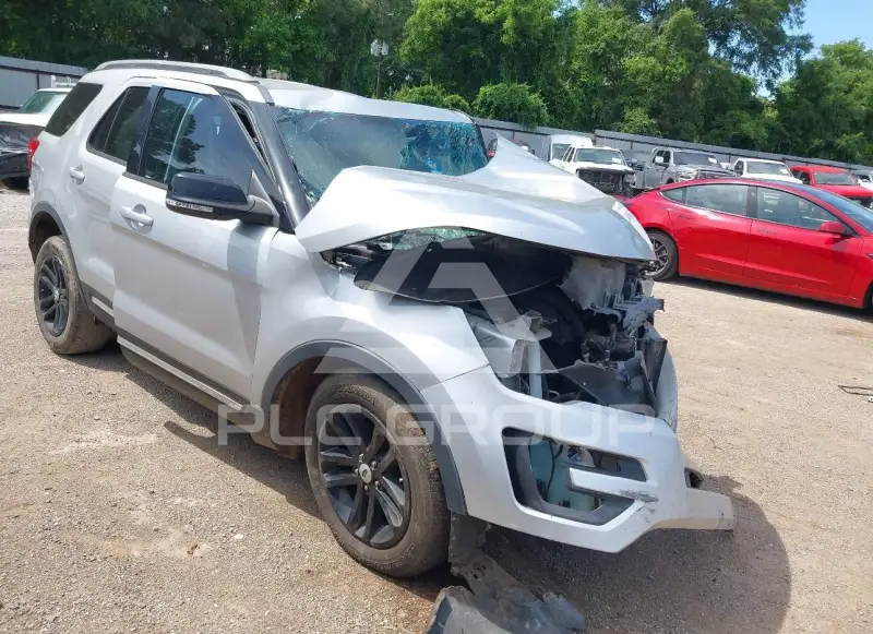 2016 Ford EXPLORER photo