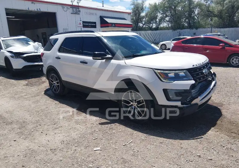 2016 Ford EXPLORER photo