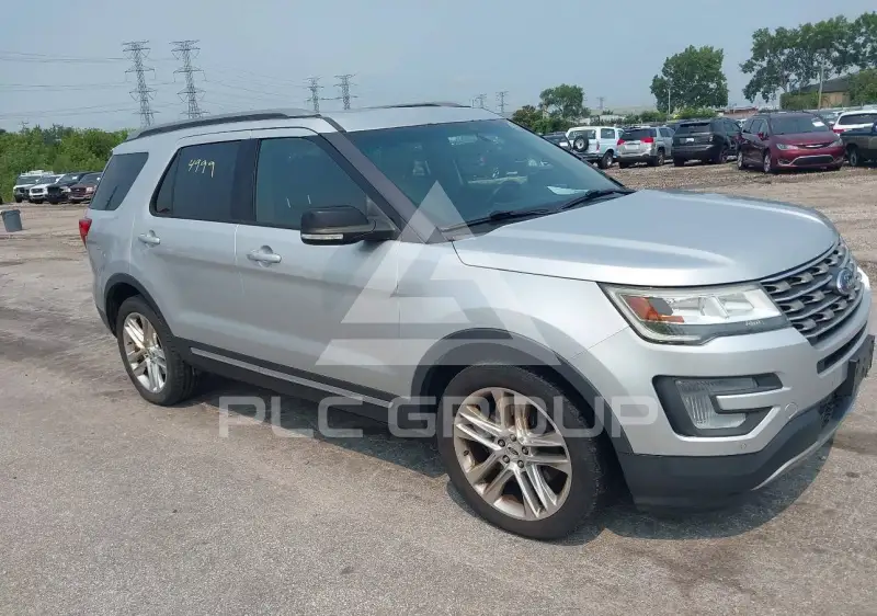 2016 Ford EXPLORER photo