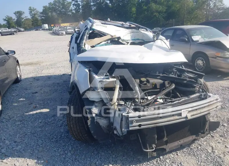 2016 Ford EXPLORER photo