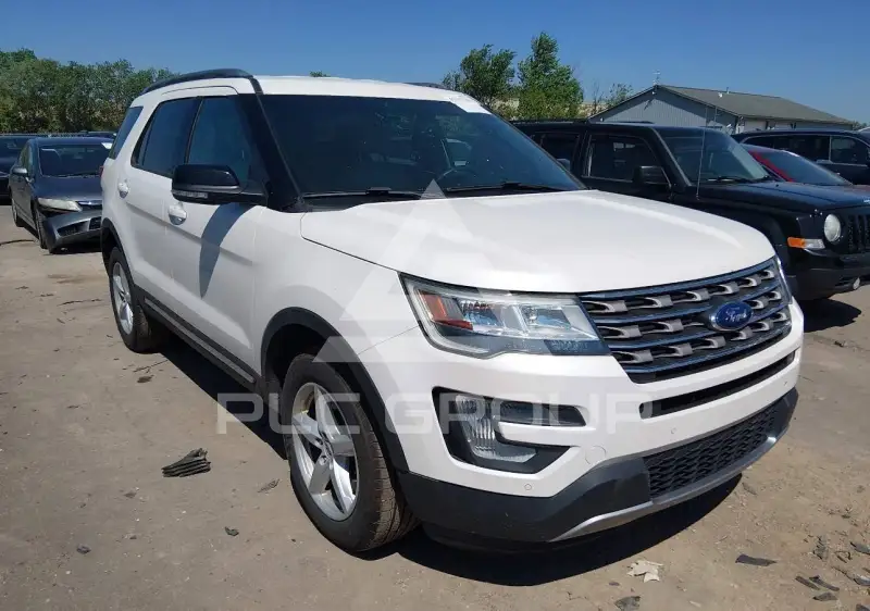 2016 Ford EXPLORER photo