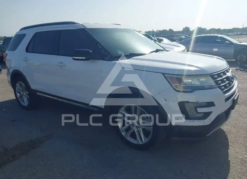 2016 Ford EXPLORER photo