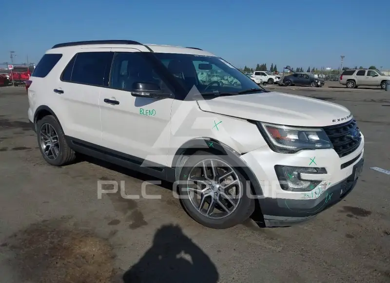 2016 Ford EXPLORER photo