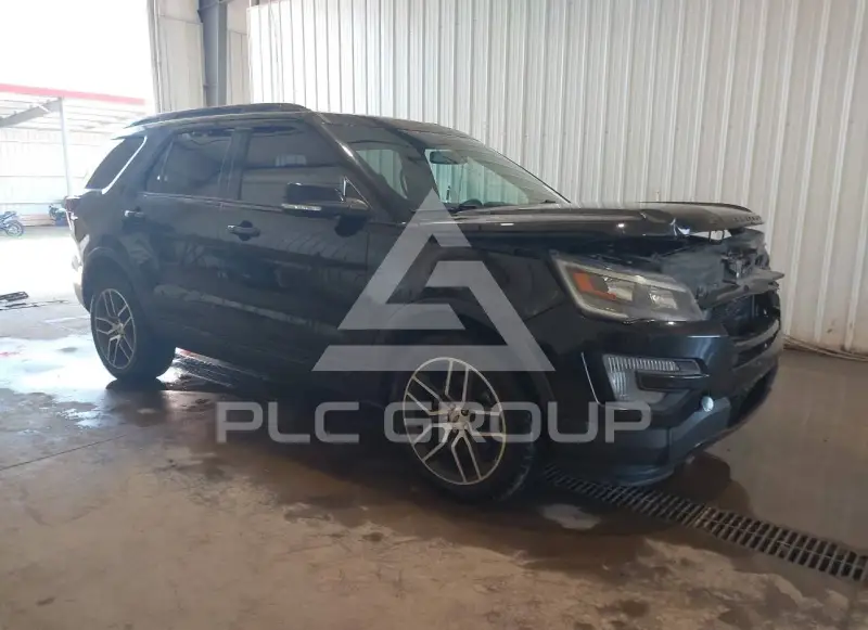 2016 Ford EXPLORER photo