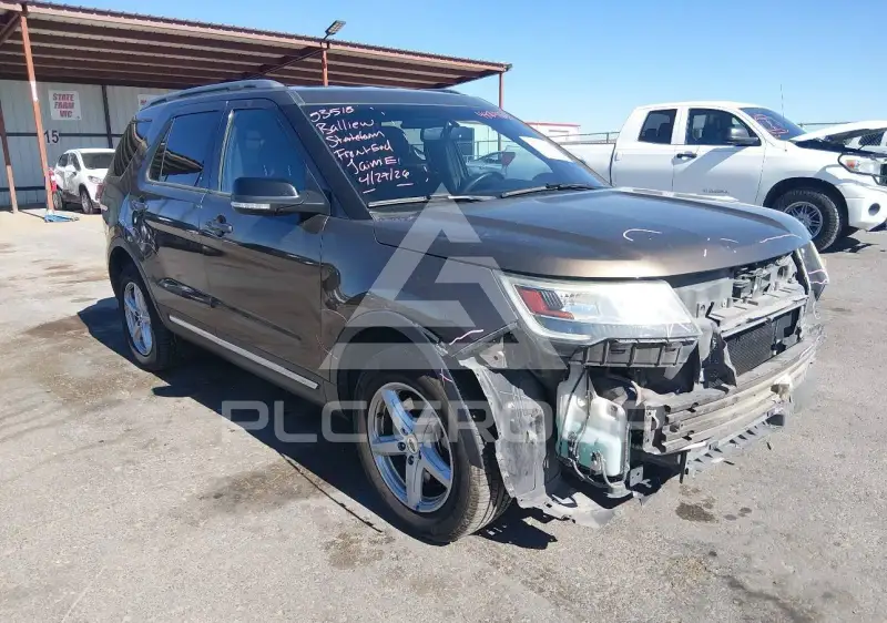 2016 Ford EXPLORER photo
