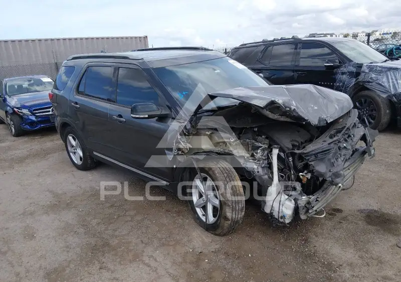 2016 Ford EXPLORER photo