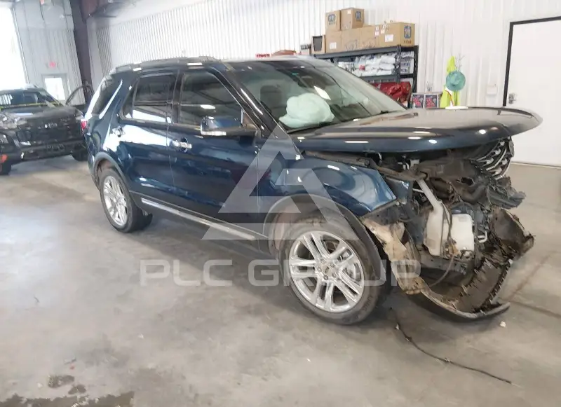 2016 Ford EXPLORER photo