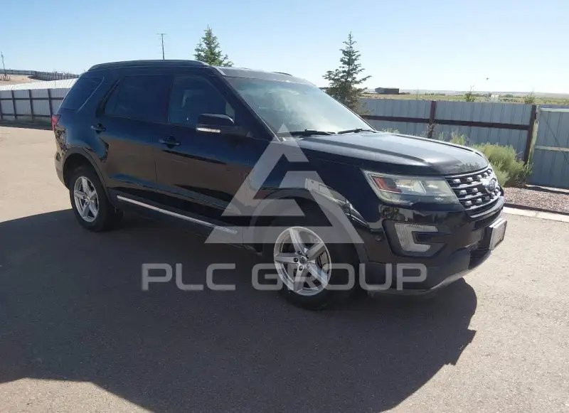 2016 Ford EXPLORER photo