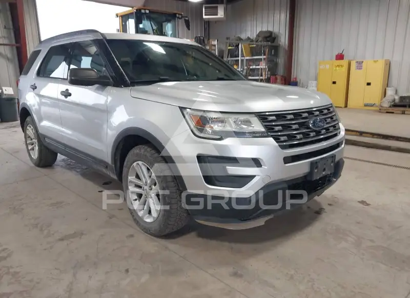2016 Ford EXPLORER фото