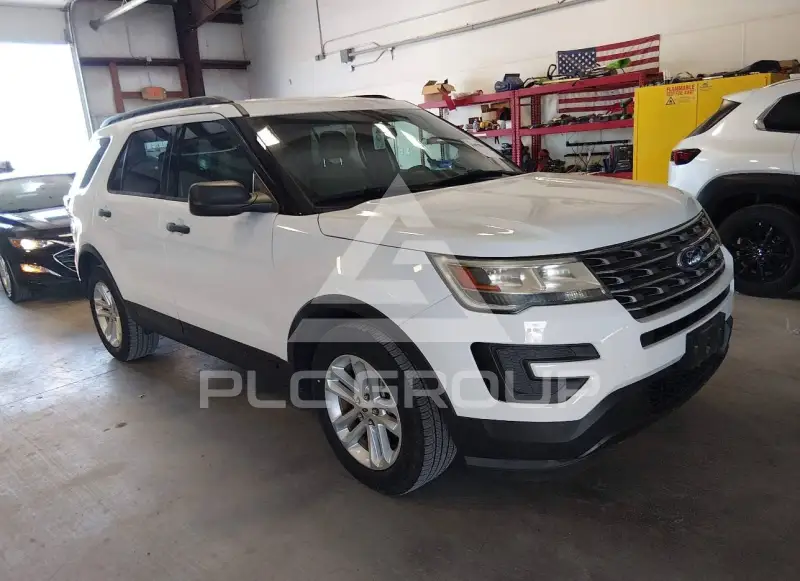 2016 Ford EXPLORER photo