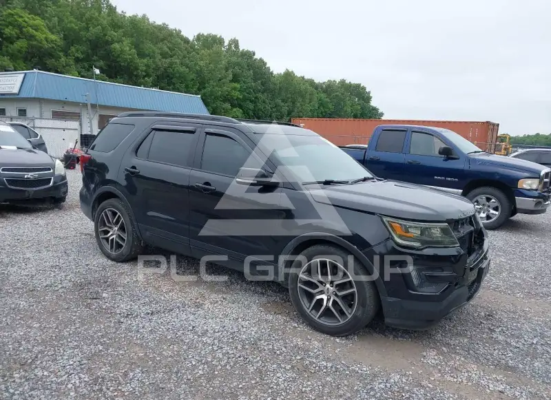 2016 Ford EXPLORER photo