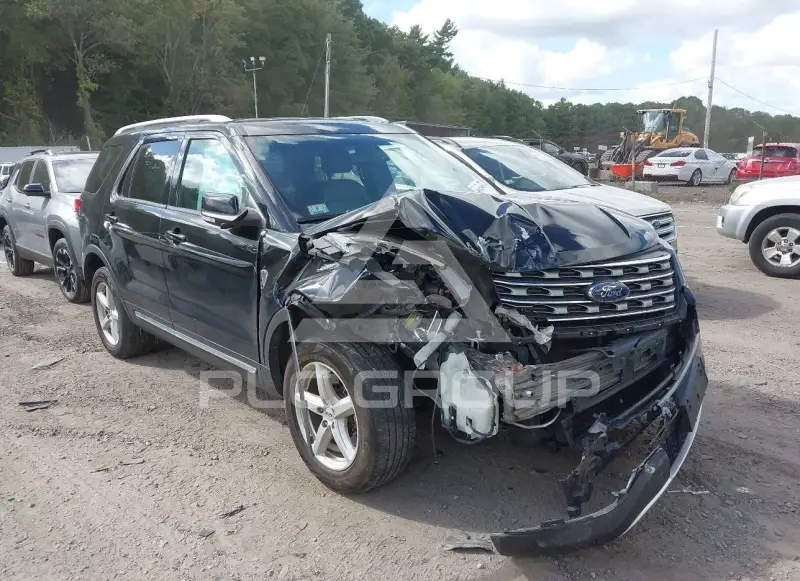 2016 Ford EXPLORER photo
