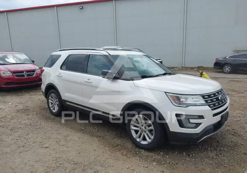 2016 Ford EXPLORER photo