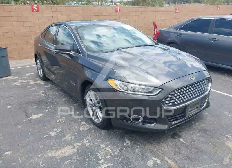 2016 Ford FUSION фото
