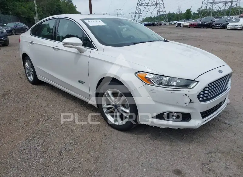 2016 Ford FUSION photo