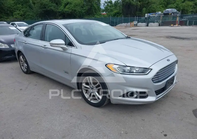 2016 Ford FUSION photo