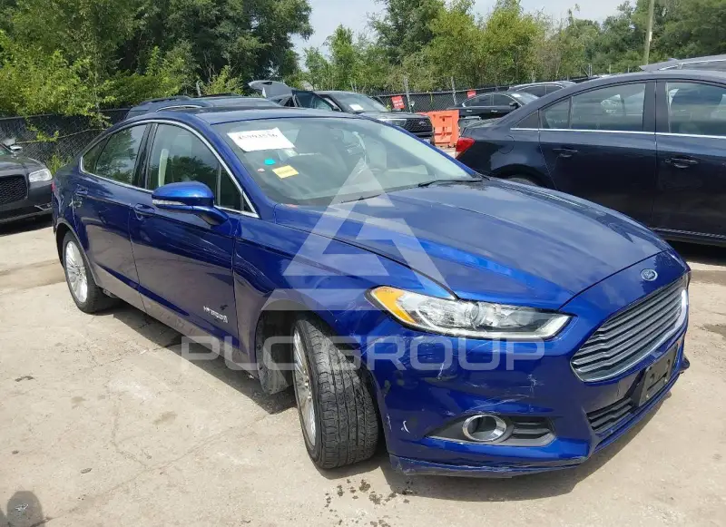 2016 Ford FUSION photo