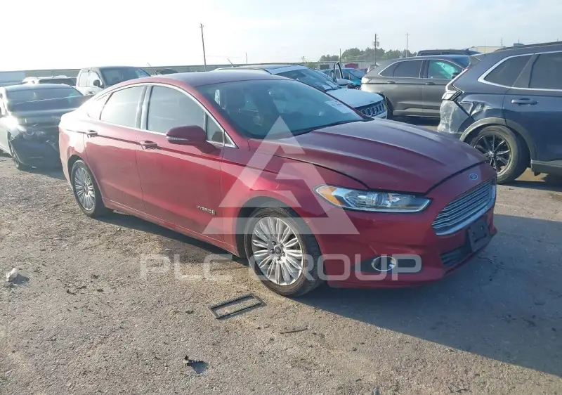 2016 Ford FUSION photo