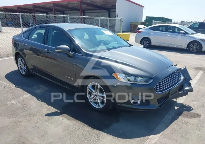 2016 Ford FUSION фото