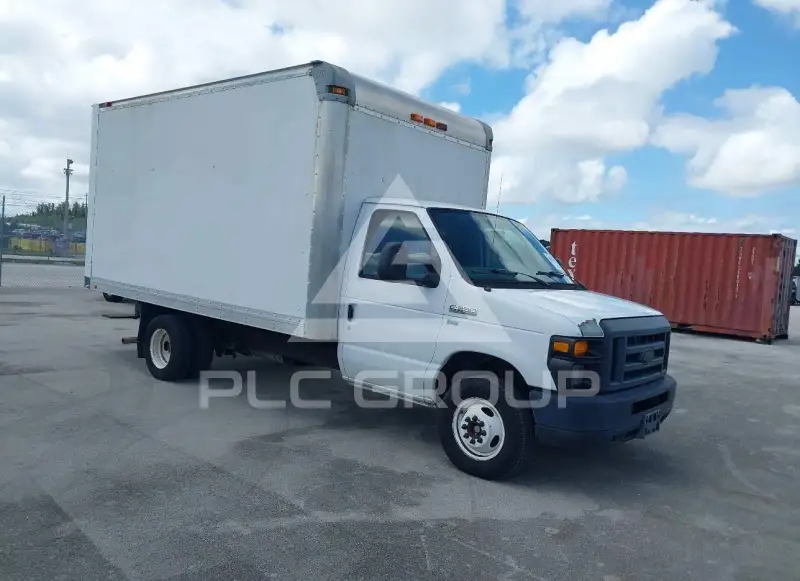 2016 Ford E-350 фото