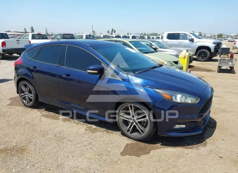 2016 Ford FOCUS фото
