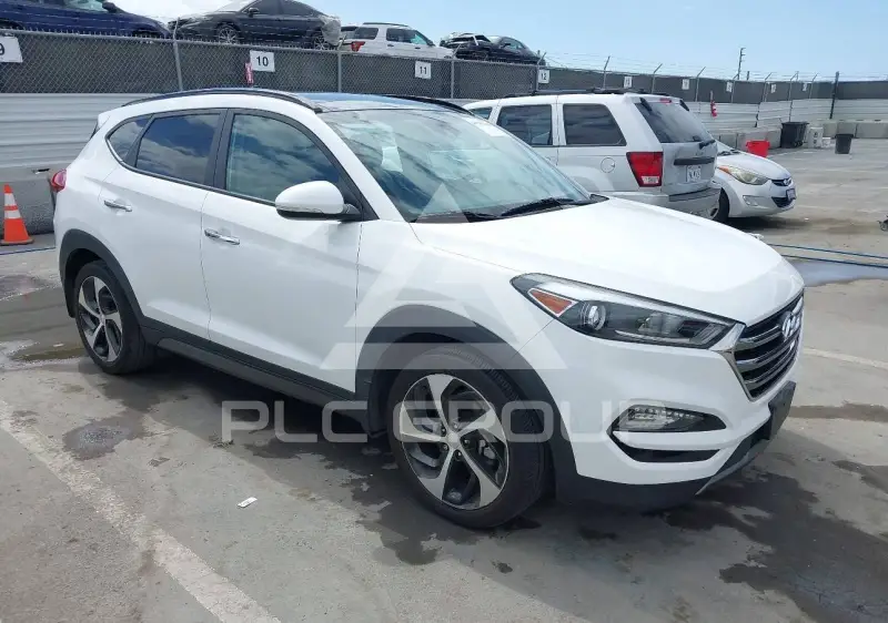 2016 Hyundai Tucson photo