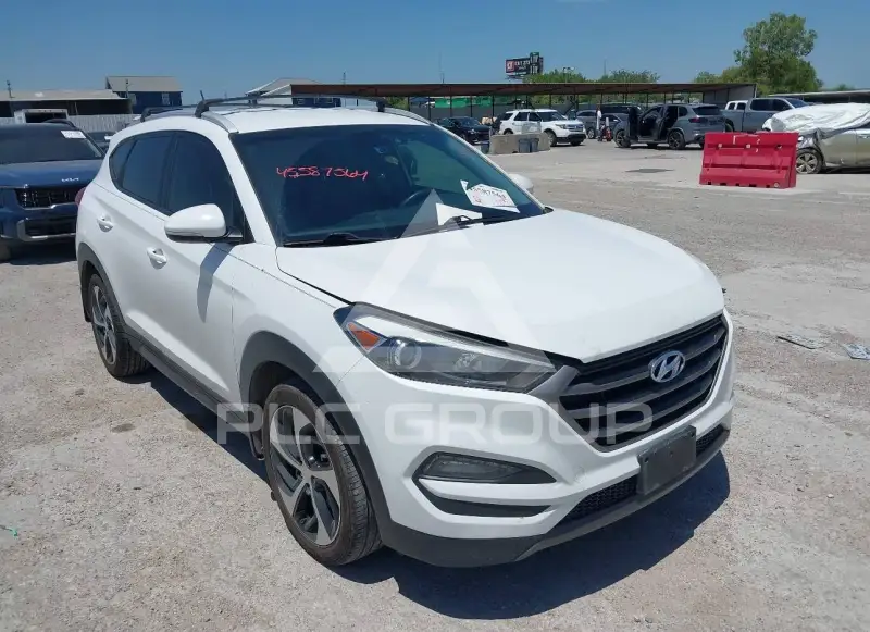 2016 Hyundai Tucson photo
