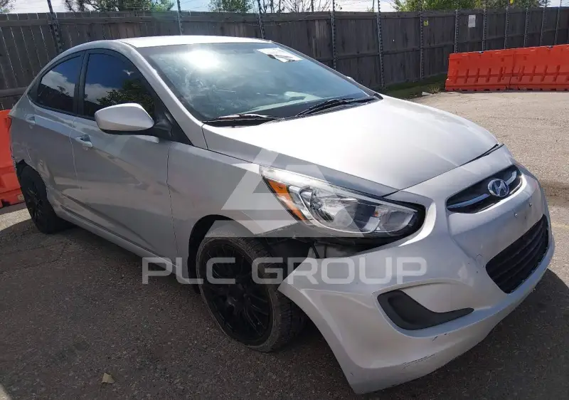 2016 Hyundai Accent photo