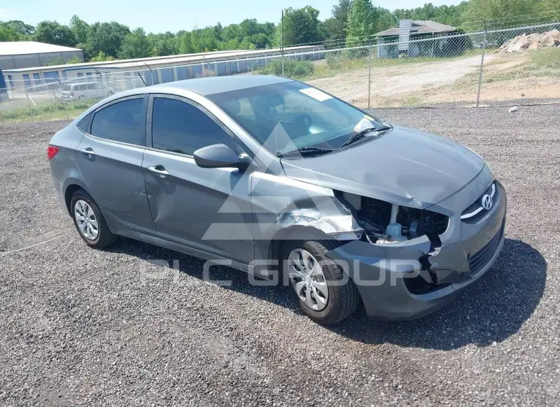 2016 Hyundai Accent photo
