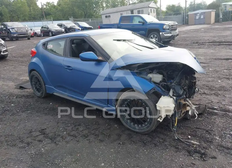 2016 Hyundai Veloster photo