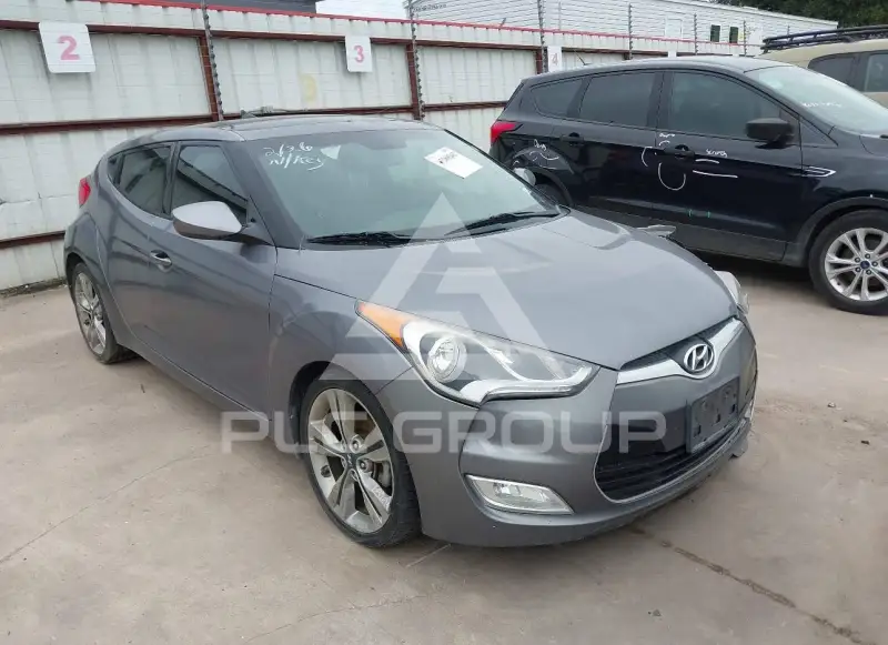 2016 Hyundai Veloster photo