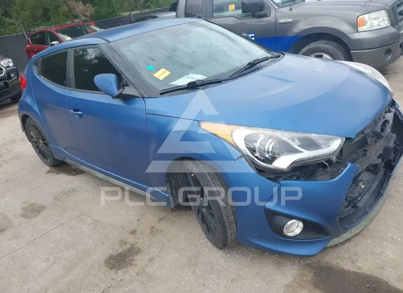 2016 Hyundai Veloster photo