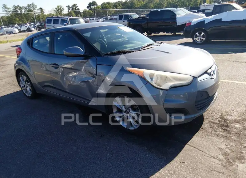 2016 Hyundai Veloster photo