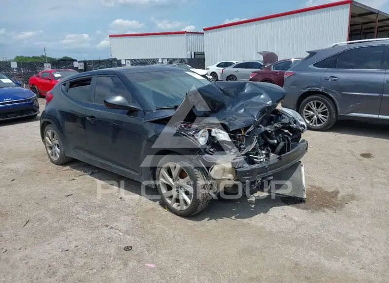 2016 Hyundai Veloster photo