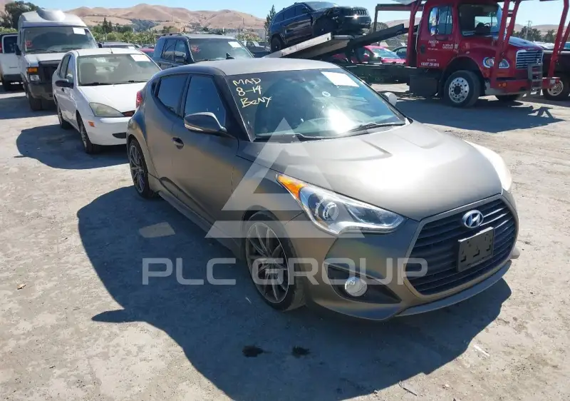2016 Hyundai Veloster photo